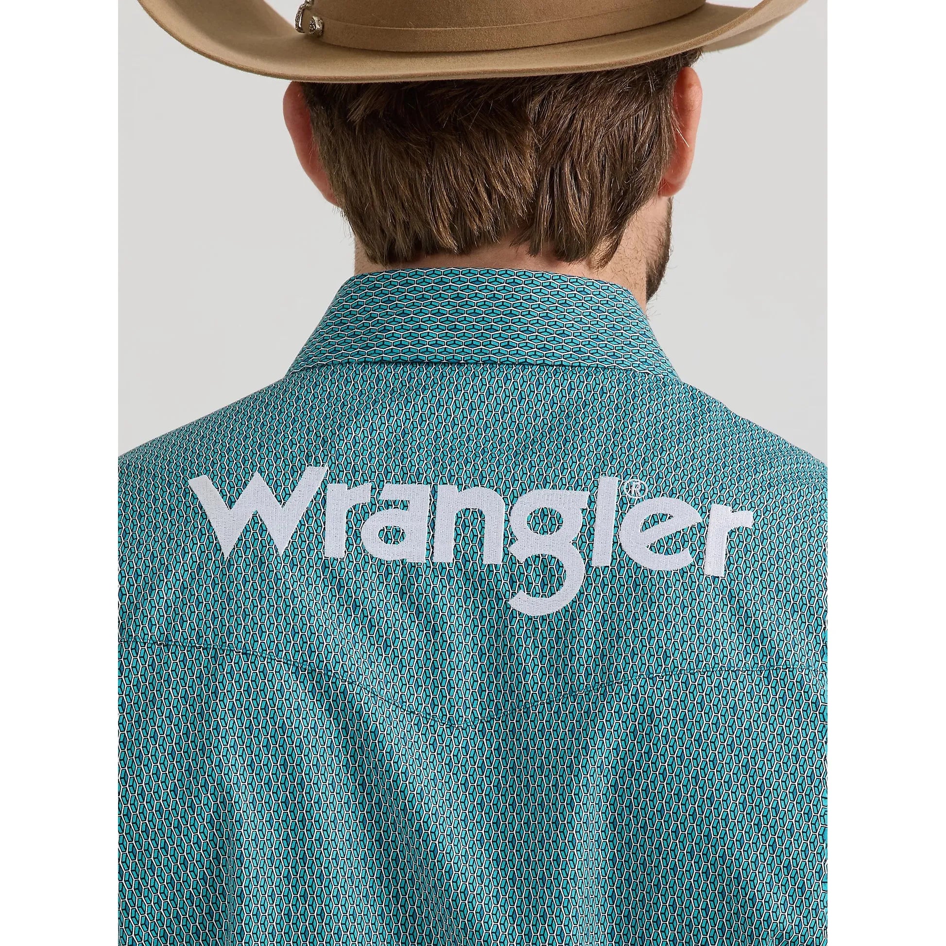 MEN'S WRANGLER LOGO LONG SLEEVE WESTERN SNAP SHIRT IN RICH TURQUOISE