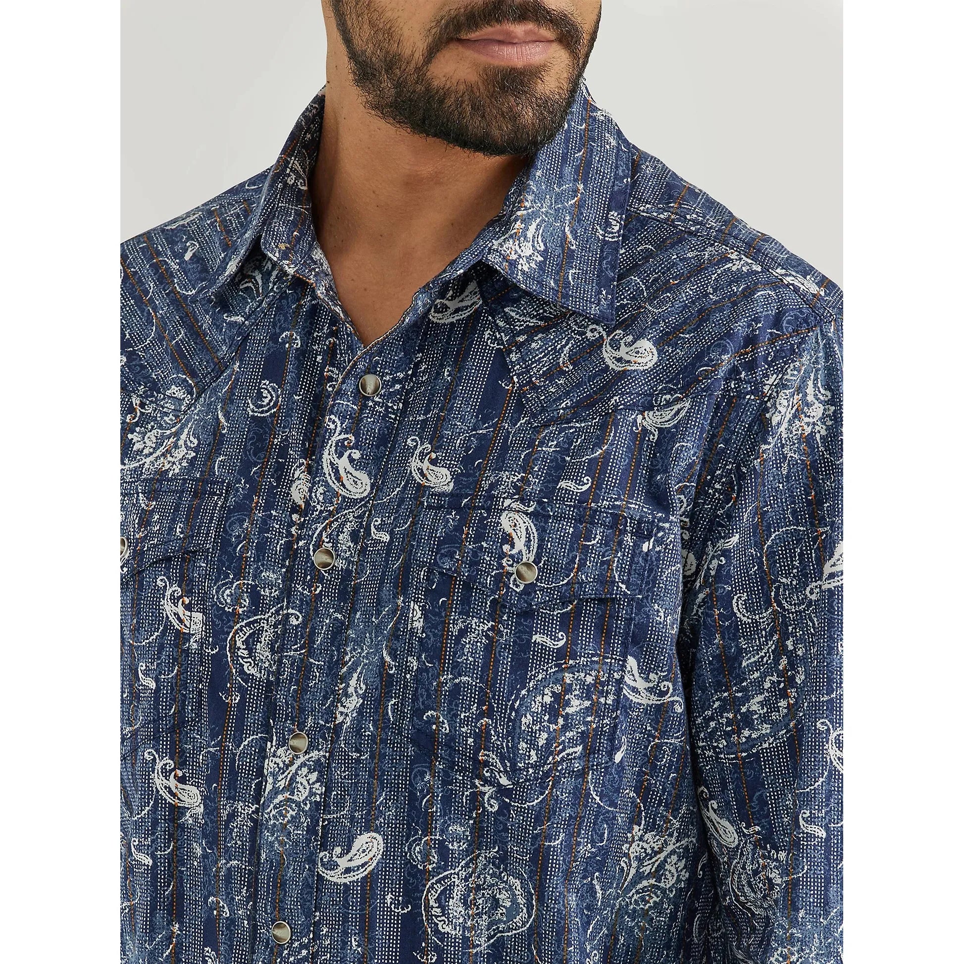 MEN'S WRANGLER RETRO PREMIUM WESTERN SNAP PRINT SHIRT IN INDIGO PAISLEY