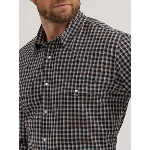 Men's Wrangler Wrinkle Resist Long Sleeve Western Snap Plaid Shirt-Blackwell Plaid