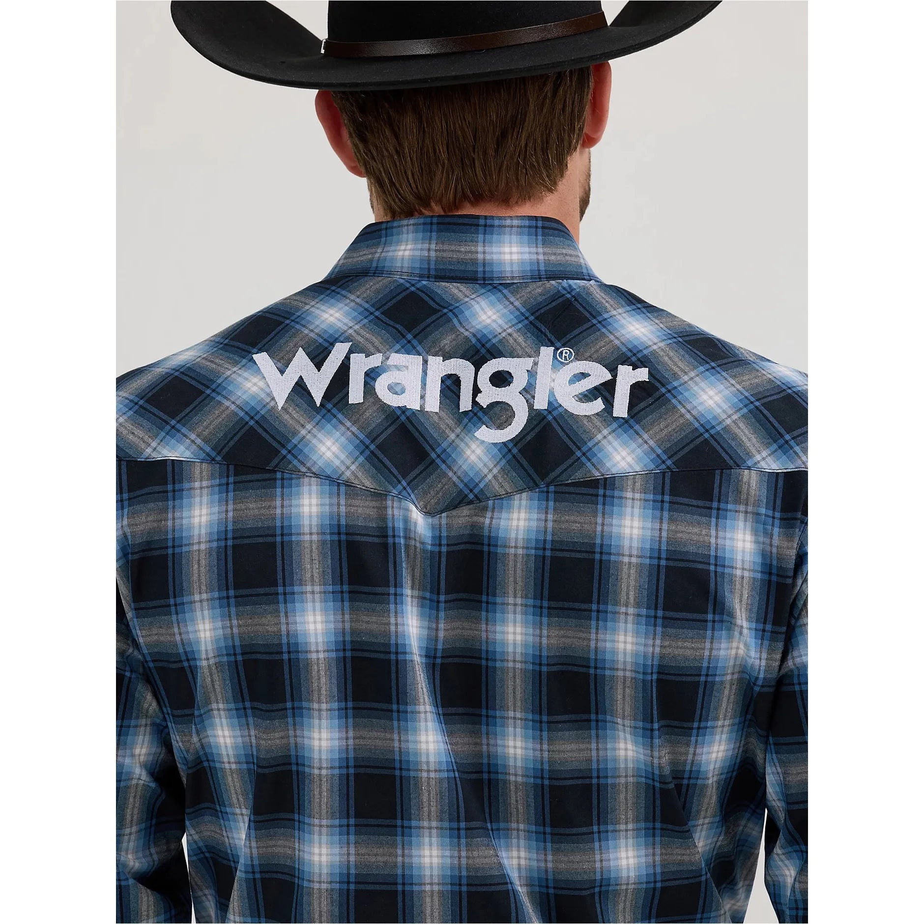 Men's Wrangler® Logo Long Sleeve Button-Down Plaid Shirt-Black Ocean