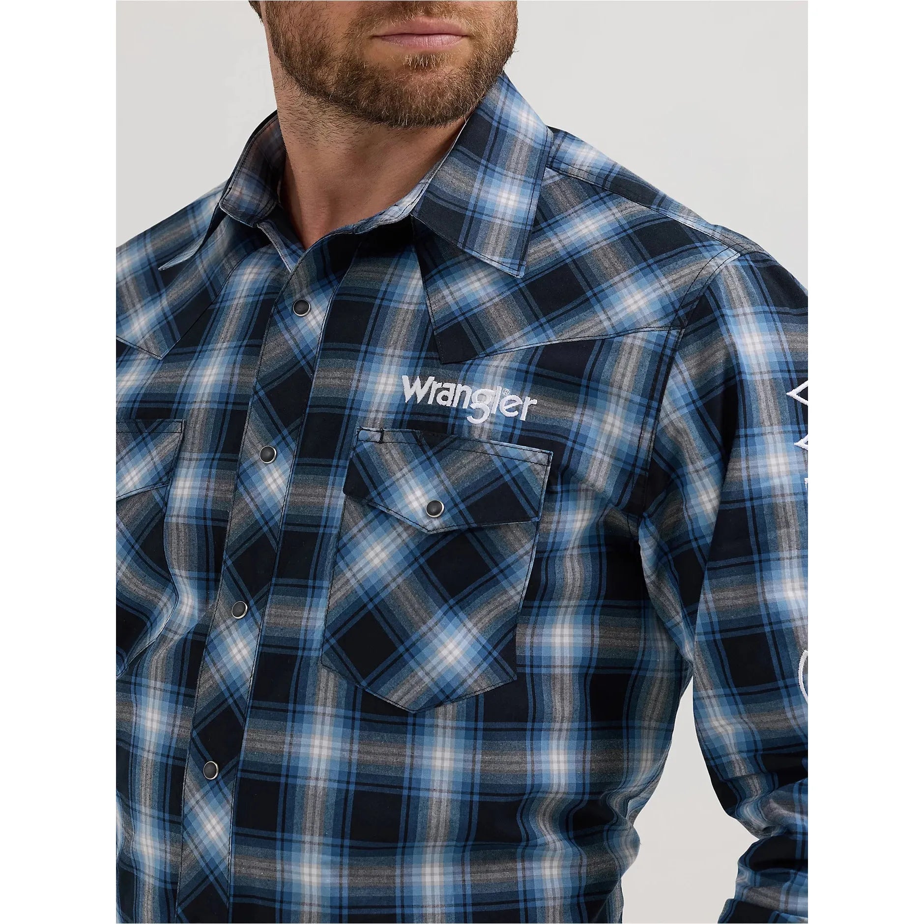 Men's Wrangler® Logo Long Sleeve Button-Down Plaid Shirt-Black Ocean