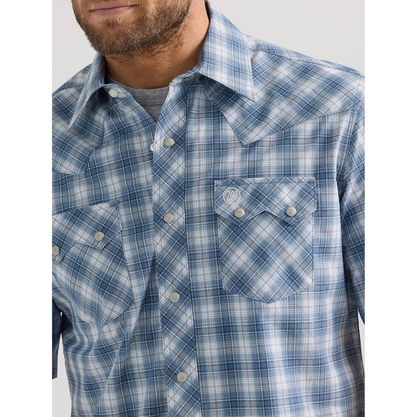 Men's Wrangler Retro Short Sleeve Sawtooth Pocket Western Snap Shirt-Blue Iris