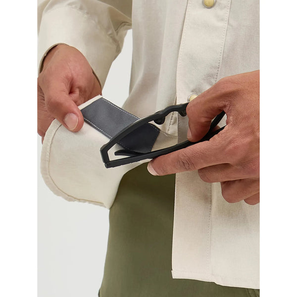 Men's Wrangler ATG™ Drover Utility Shirt-Pelican