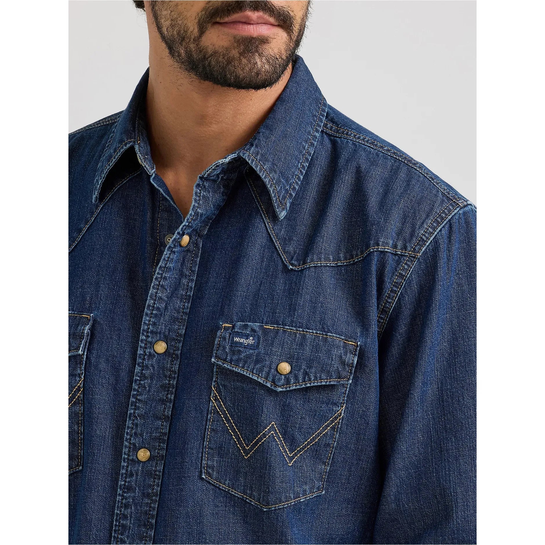 MEN'S WRANGLER® CLASSIC DENIM WESTERN SNAP SHIRT-MID WASH DENIM