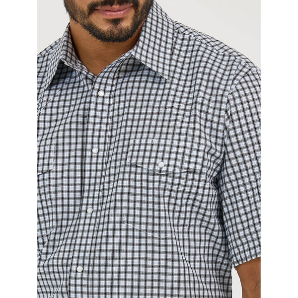 Men's Wrangler Wrinkle Resist Short Sleeve Western Snap Plaid Shirt-Bleu Plaid