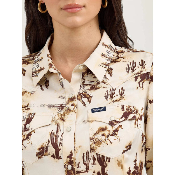 Women's Wrangler Bold Bucking Cowboy Western Snap Shirt-Cacti/Cream
