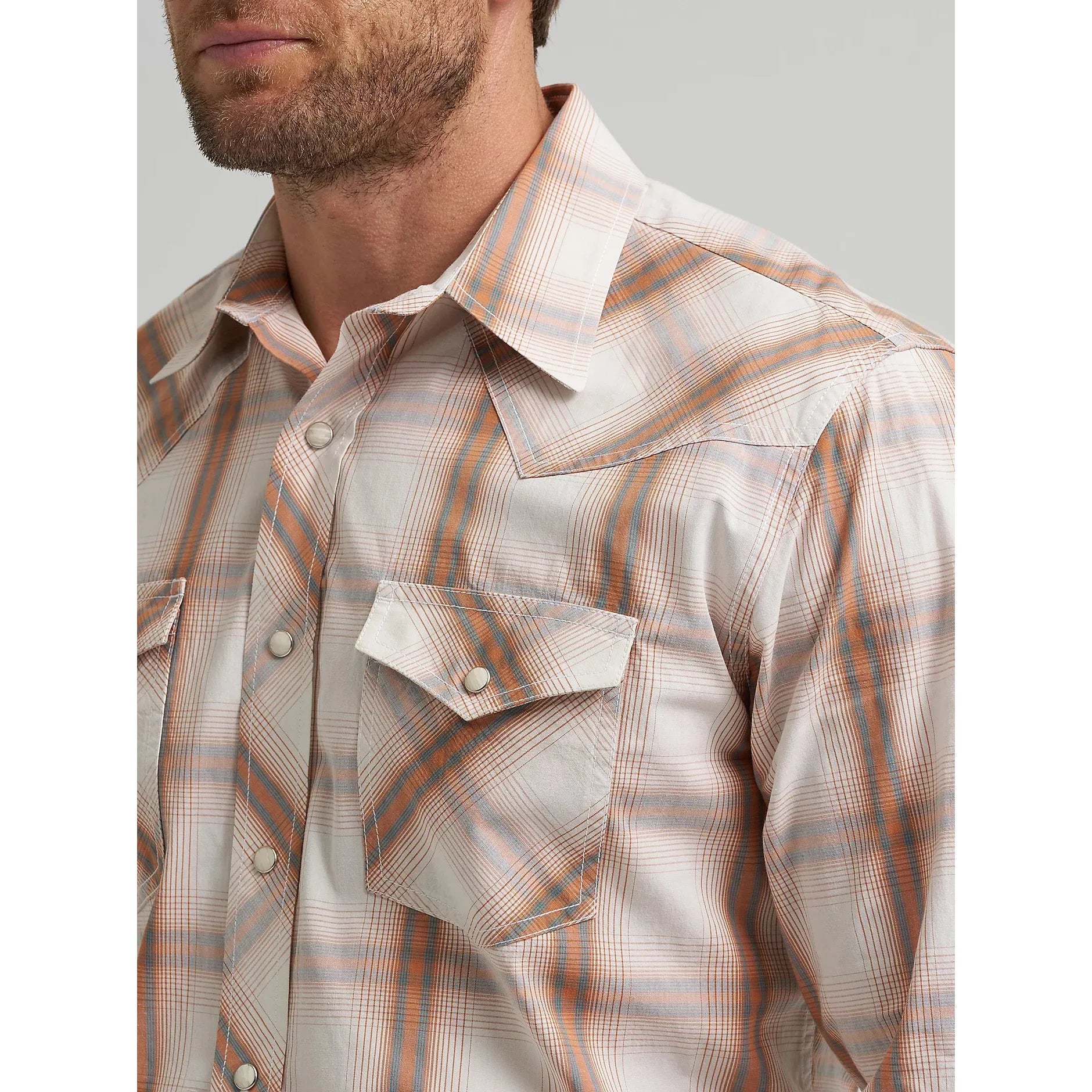 Men's Wrangler 20X Competition Advanced Comfort Long Sleeve Two Pocket Western Snap Shirt-Ecru Plaid