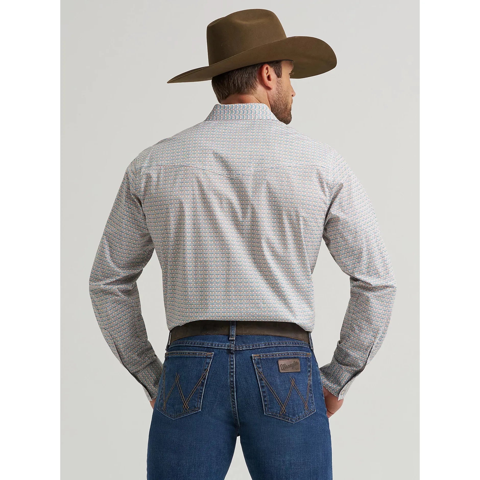 Men's Wrangler 20X Competition Advanced Comfort Long Sleeve Two Pocket Western Snap Shirt-Rustic Brown T