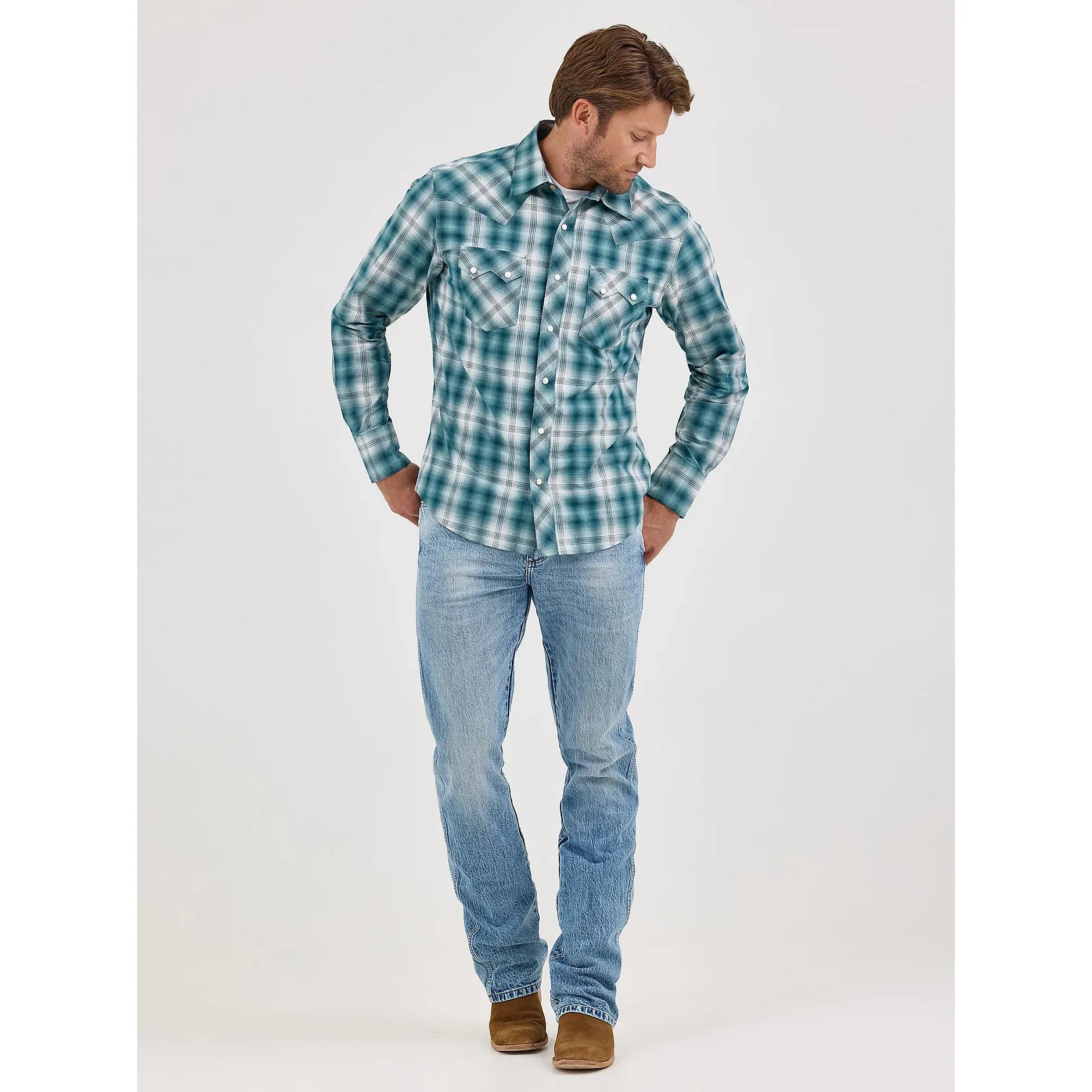 Men's Wrangler Retro® Long Sleeve Sawtooth Snap Pocket Western Shirt-Teal Plaid