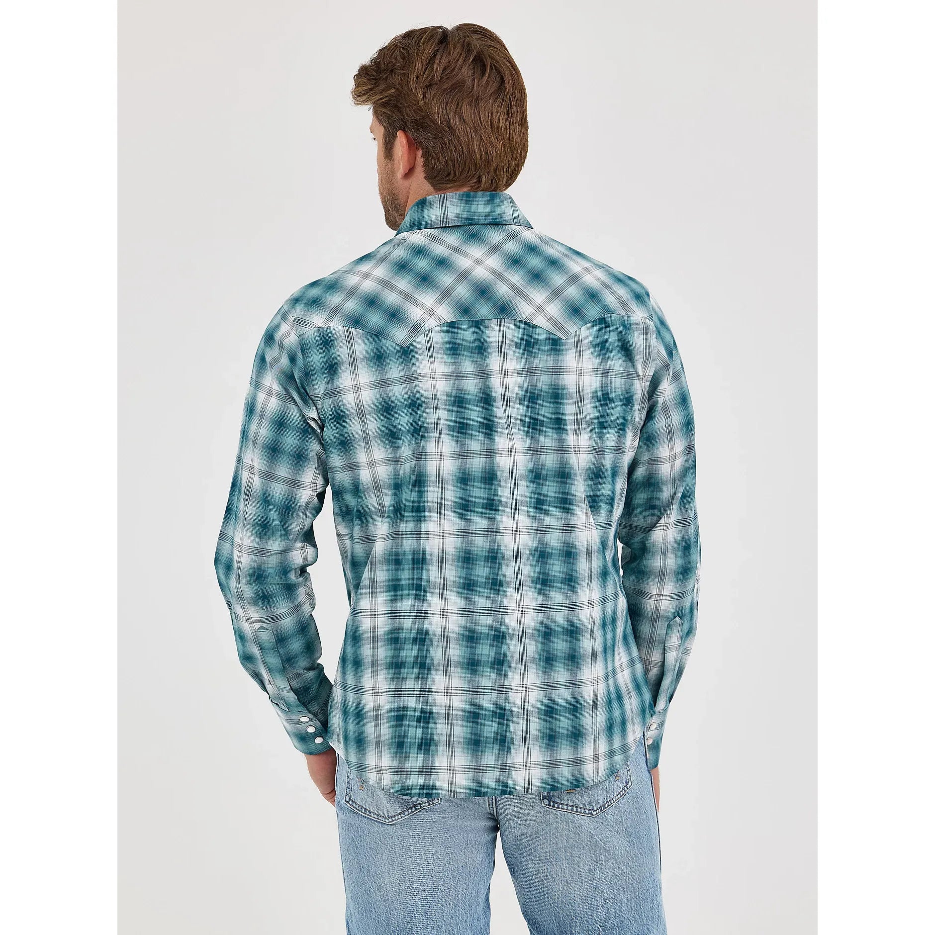 Men's Wrangler Retro® Long Sleeve Sawtooth Snap Pocket Western Shirt-Teal Plaid
