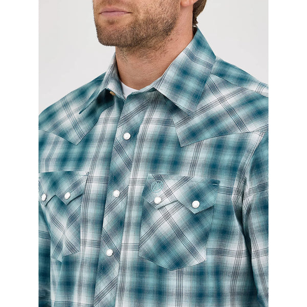 Men's Wrangler Retro® Long Sleeve Sawtooth Snap Pocket Western Shirt-Teal Plaid