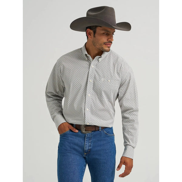 Men's Wrangler® George Strait™ Long Sleeve Button Down One Pocket Shirt in Coffee Net