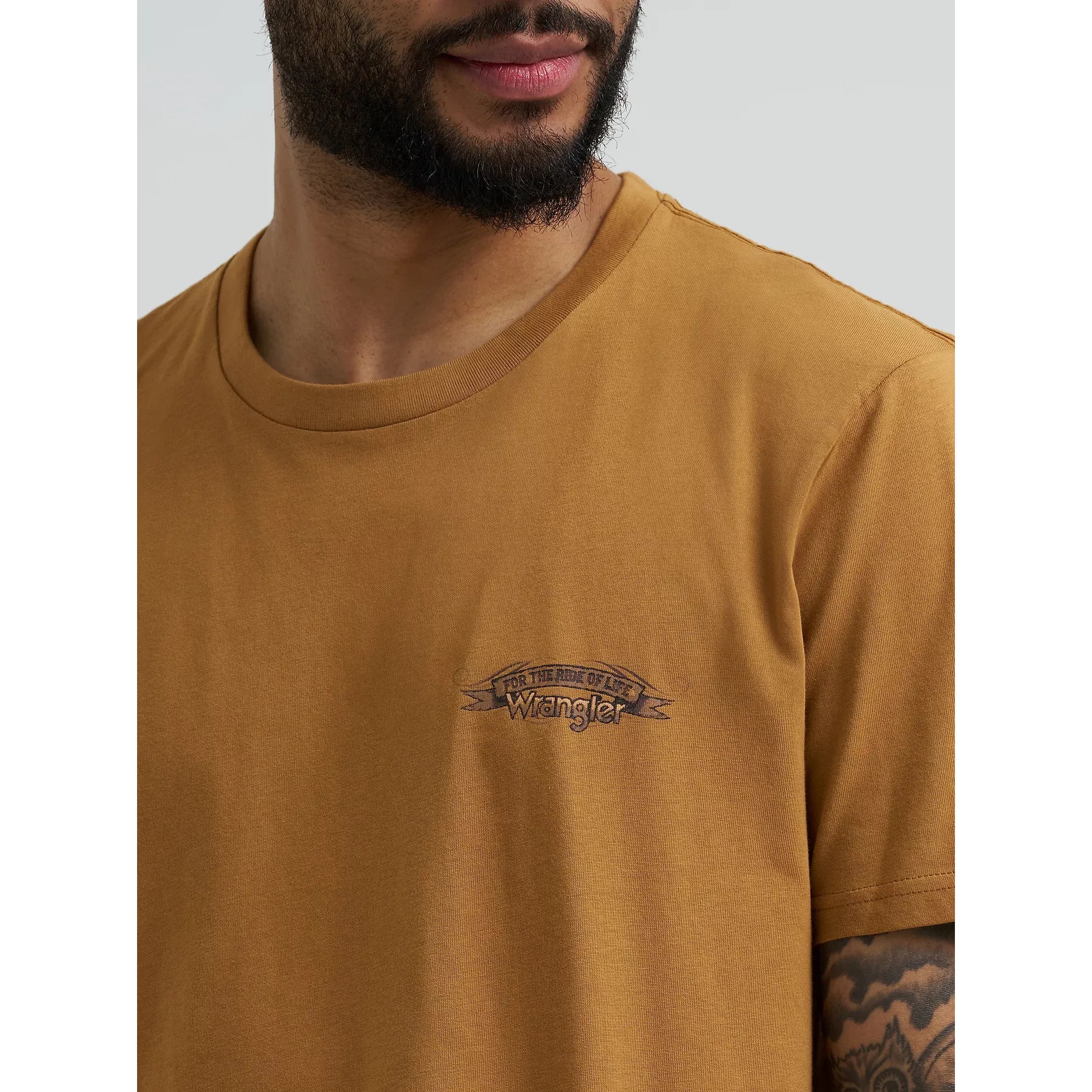Men's Wrangler Bucking Cowboy Back Graphic T-shirt-Tobacco Brown