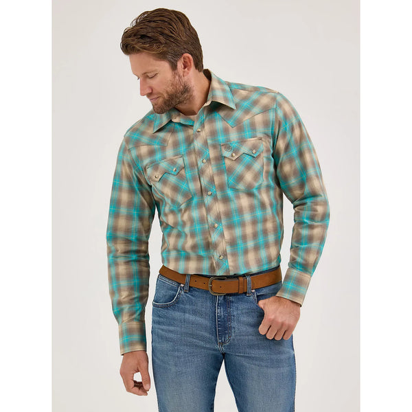 Men's Wrangler Retro® Long Sleeve Sawtooth Snap Pocket Western Shirt-Tan/Aqua
