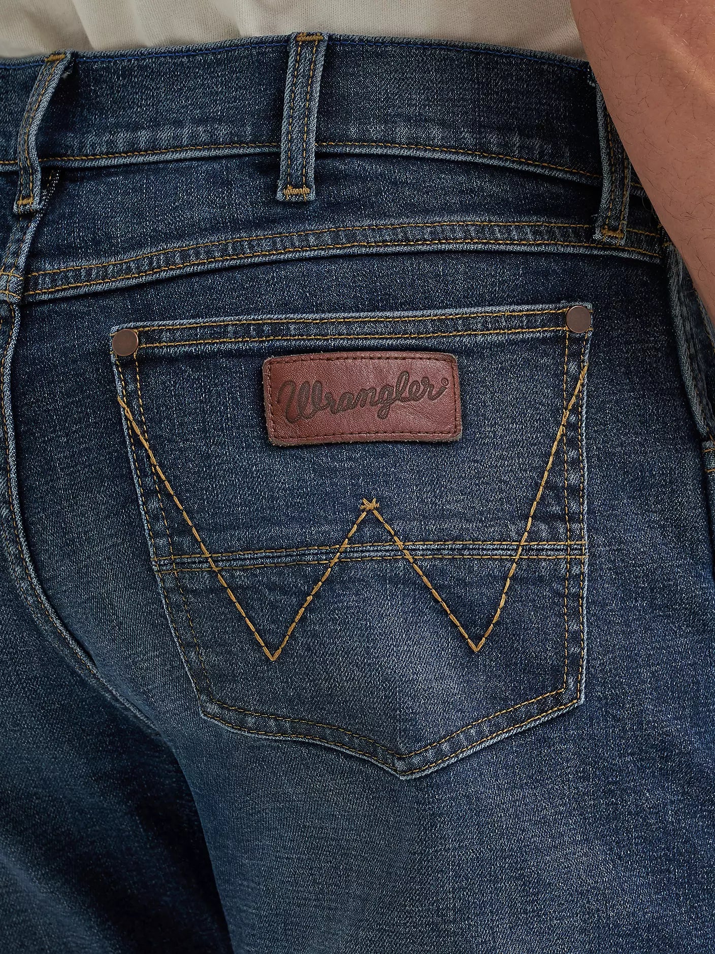 Men's Wrangler Retro® Slim Fit Bootcut Jean-Hoffman