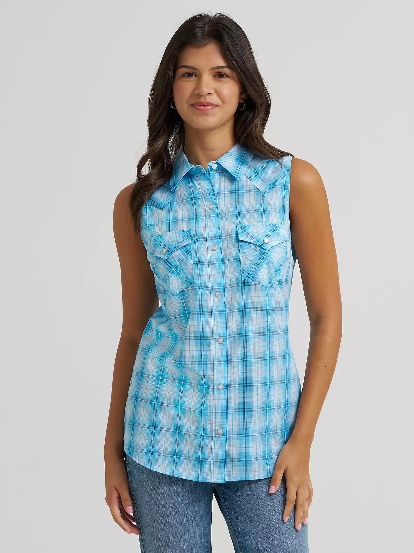 Women's Wrangler Essential Sleeveless Plaid Western Snap Shirt-Pool Blue - CWesternwear