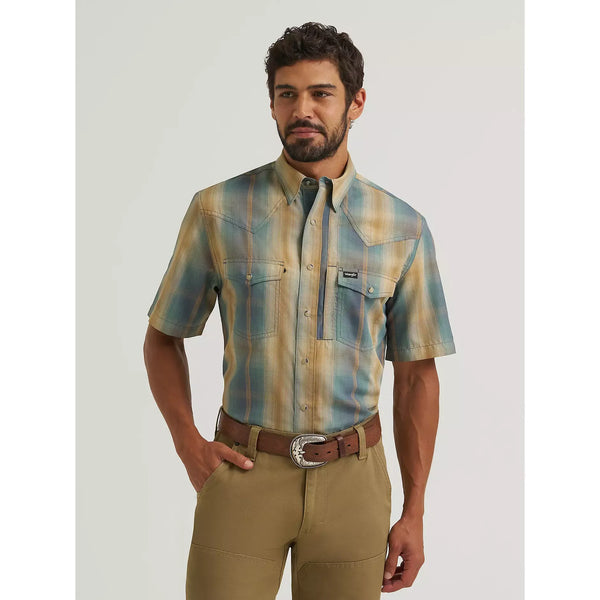 Men's Wrangler All Terrain Gear Men's Performance Plaid Shirt-Turbulence