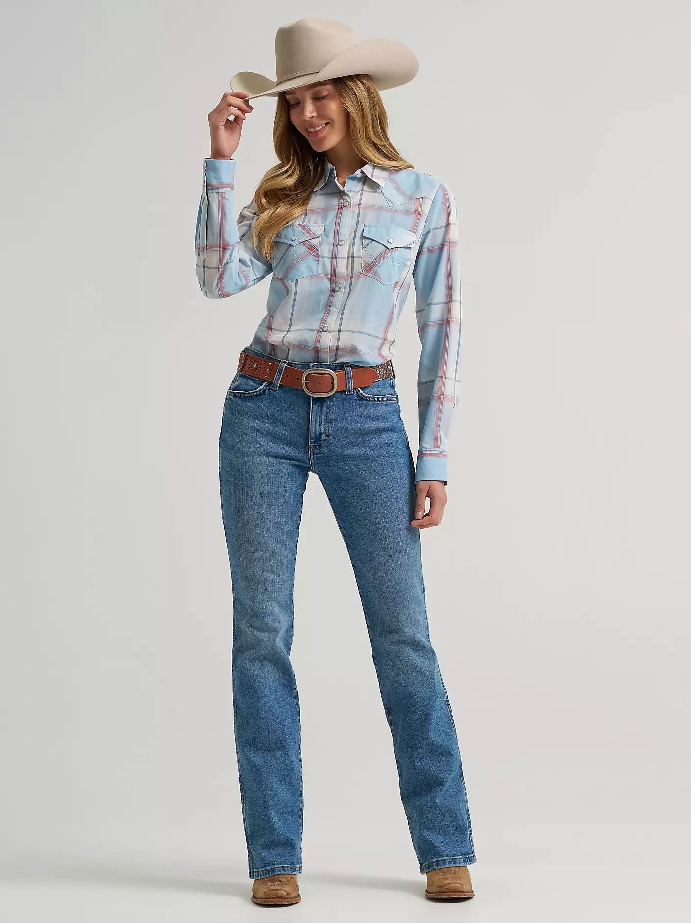 Women's Wrangler Essential Western Snap Shirt-Blue