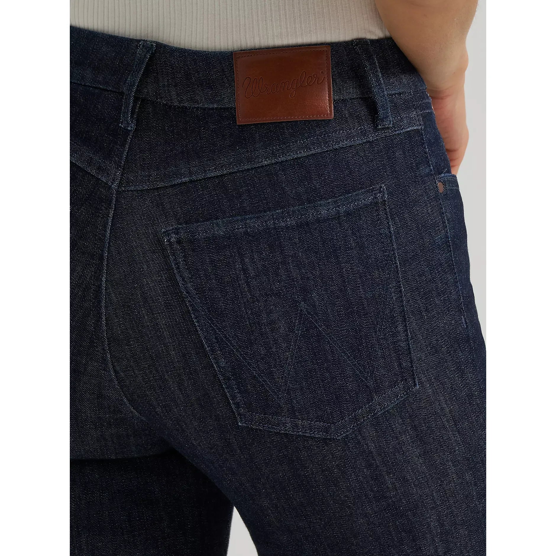 Women's Wrangler BESPOKE Pintuck Bootcut Jean in Camryn - CWesternwear