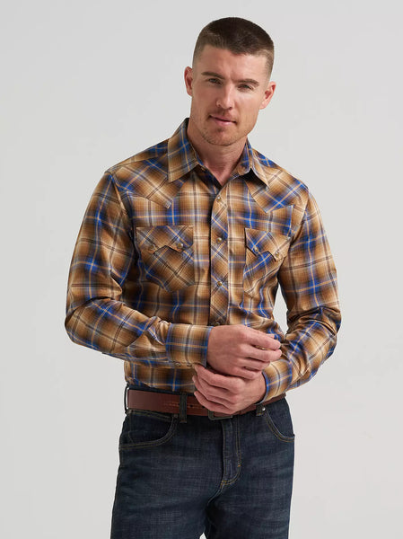 Men's Wrangler Retro® Long Sleeve Sawtooth Snap Pocket Western Shirt-Caramel