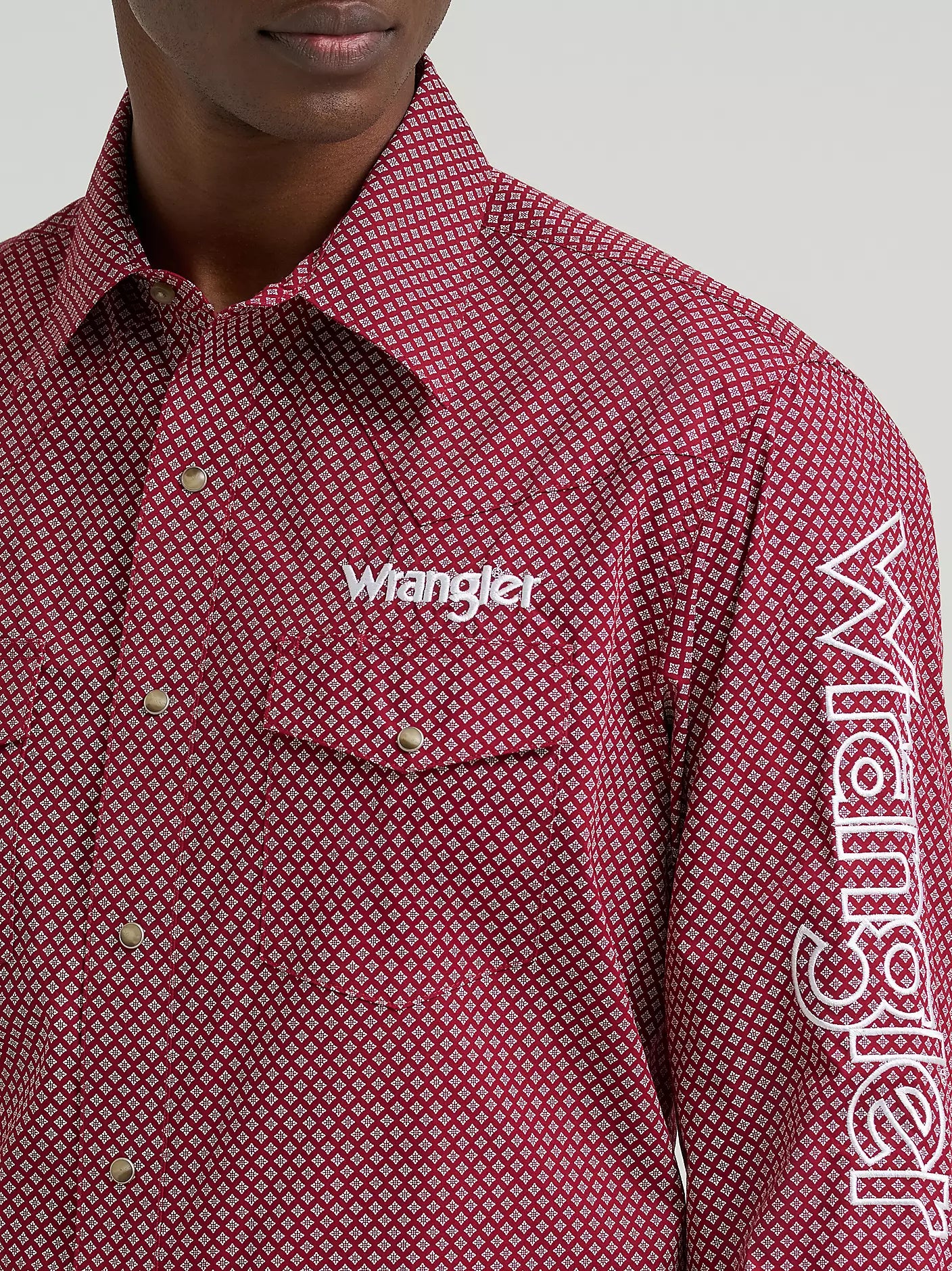 Men's Wrangler Logo Long Sleeve Western Snap Shirt-Brick - CWesternwear