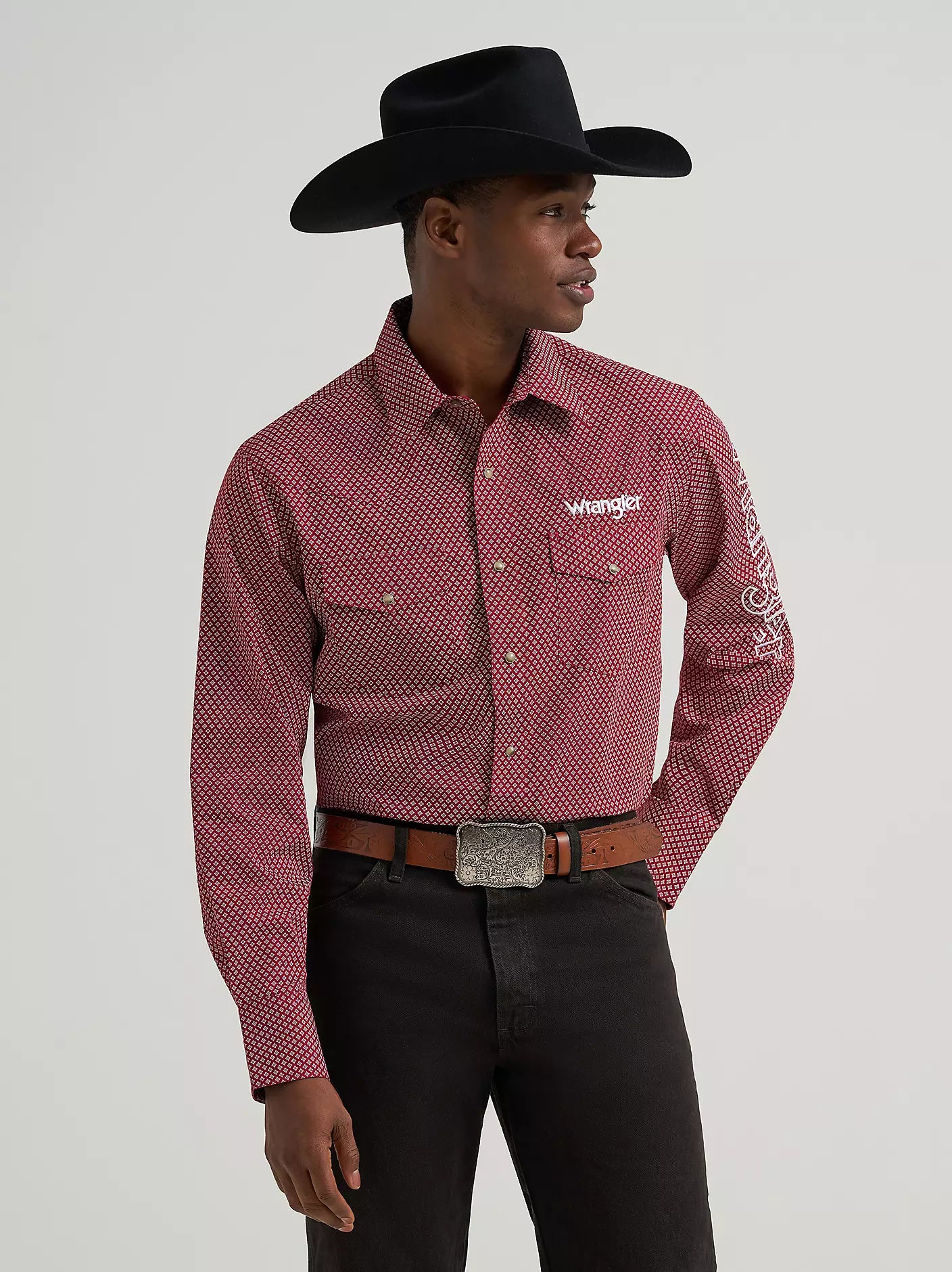 Men's Wrangler Logo Long Sleeve Western Snap Shirt-Brick - CWesternwear