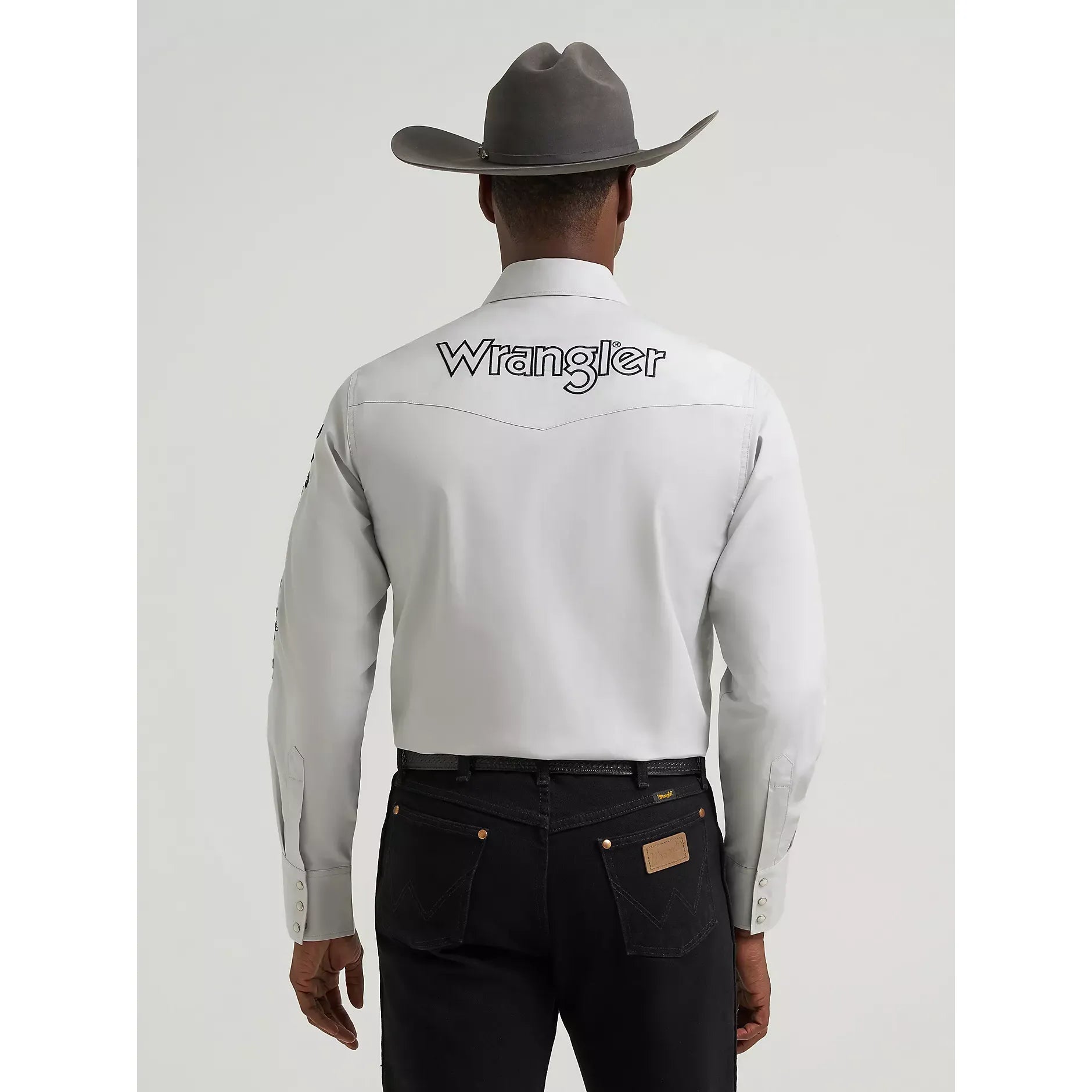 Men's Wrangler Logo Long Sleeve Western Snap Shirt-White - CWesternwear