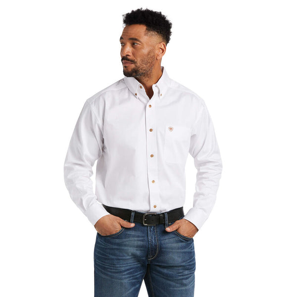 Ariat Men's Solid Twill Classic Fit White Shirt