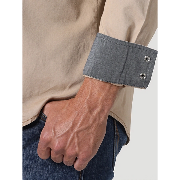 MEN'S WRANGLER® CONTRAST TRIM WESTERN TWO SNAP FLAP POCKET SHIRT IN TAN